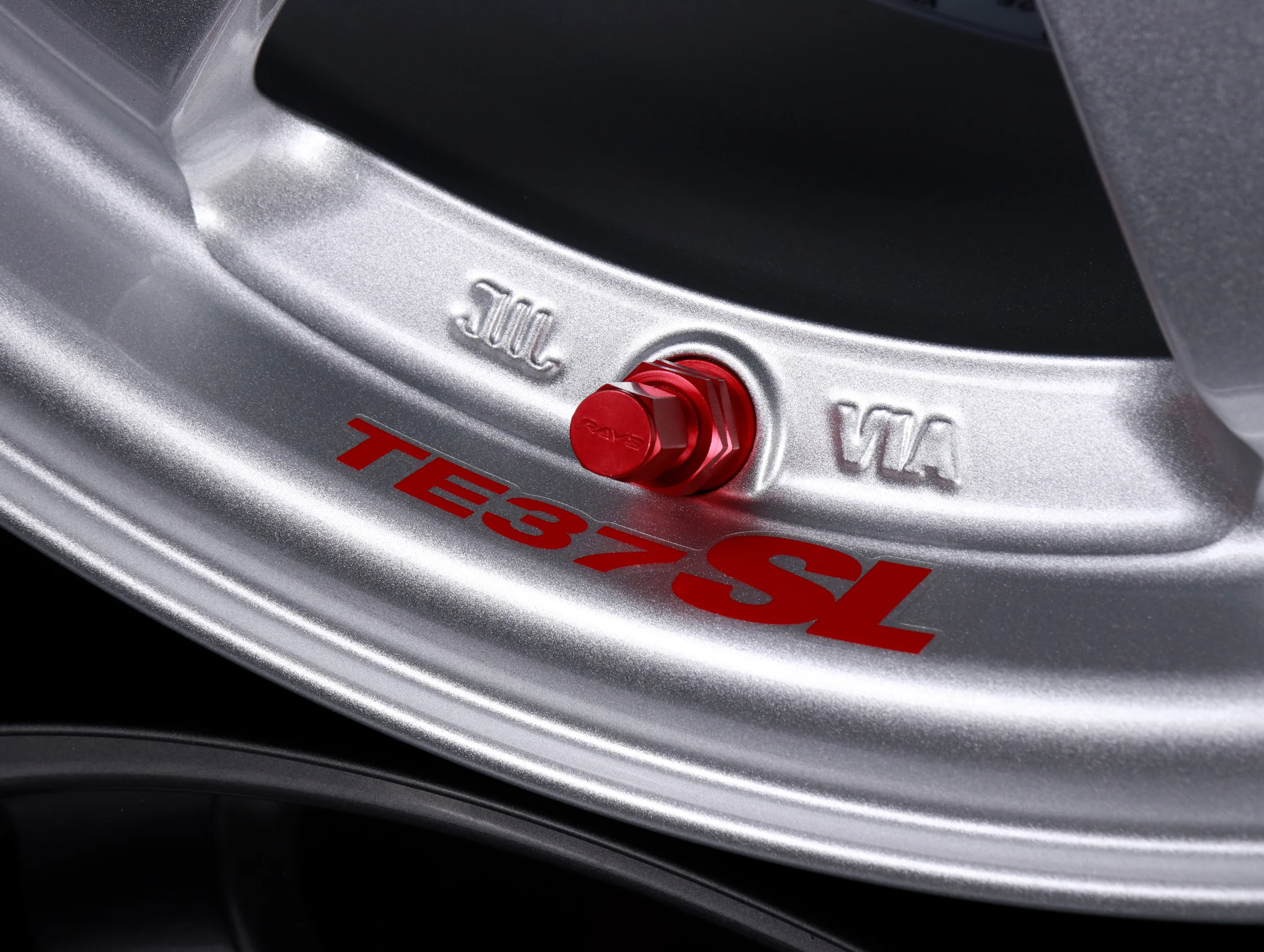 Volk Racing TE37SL Super Lap Edition - Diamond Silver 15x8.0 / 4x100 - Image 9