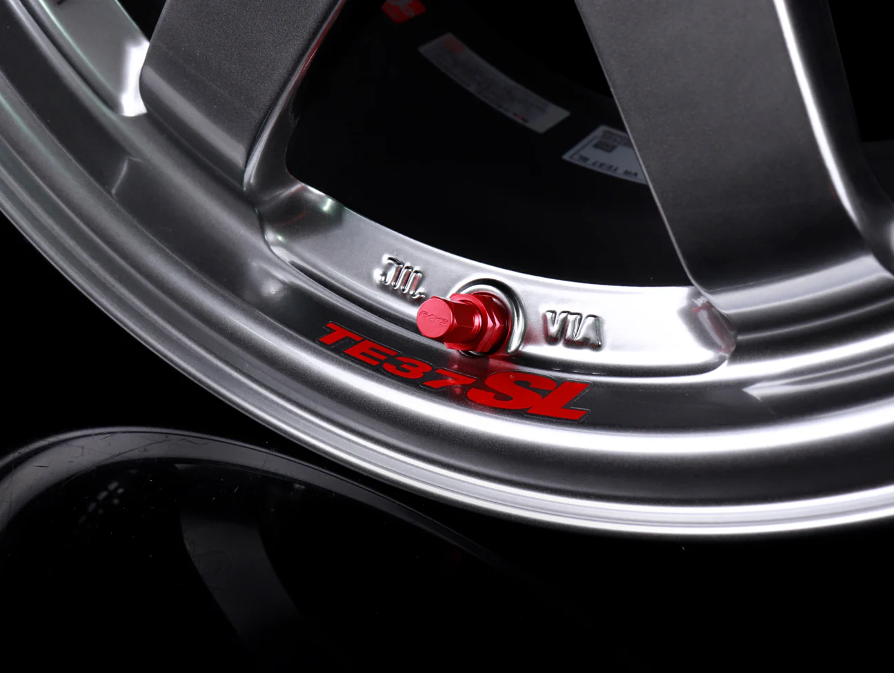 Volk Racing TE37SL Super Lap Edition - Formula Silver 15x8.0 / 4x100 / +35 - Image 5