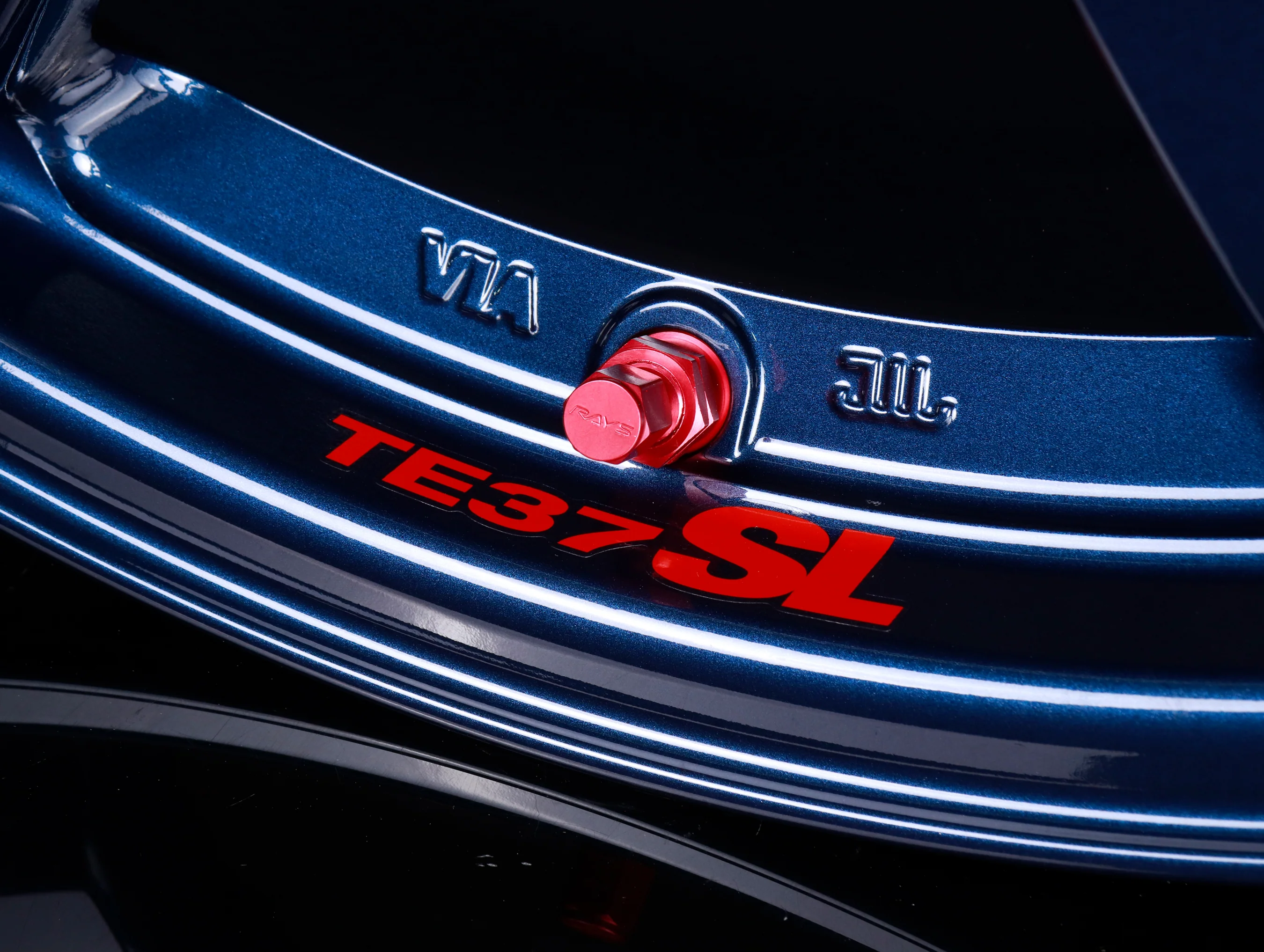 Volk Racing TE37SL Super Lap Edition - Mag Blue 18x9.5 / 5x114 / +40 - Image 8