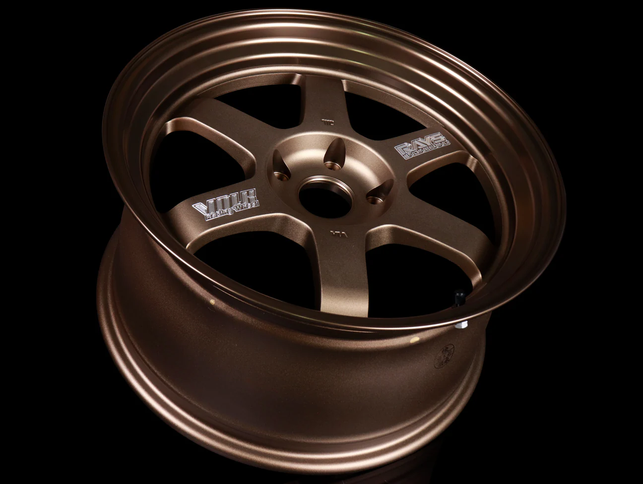 Volk Racing TE37V 10th Anniversary - Bronze - 18x9.5 / 5x120 / +22 - Image 3