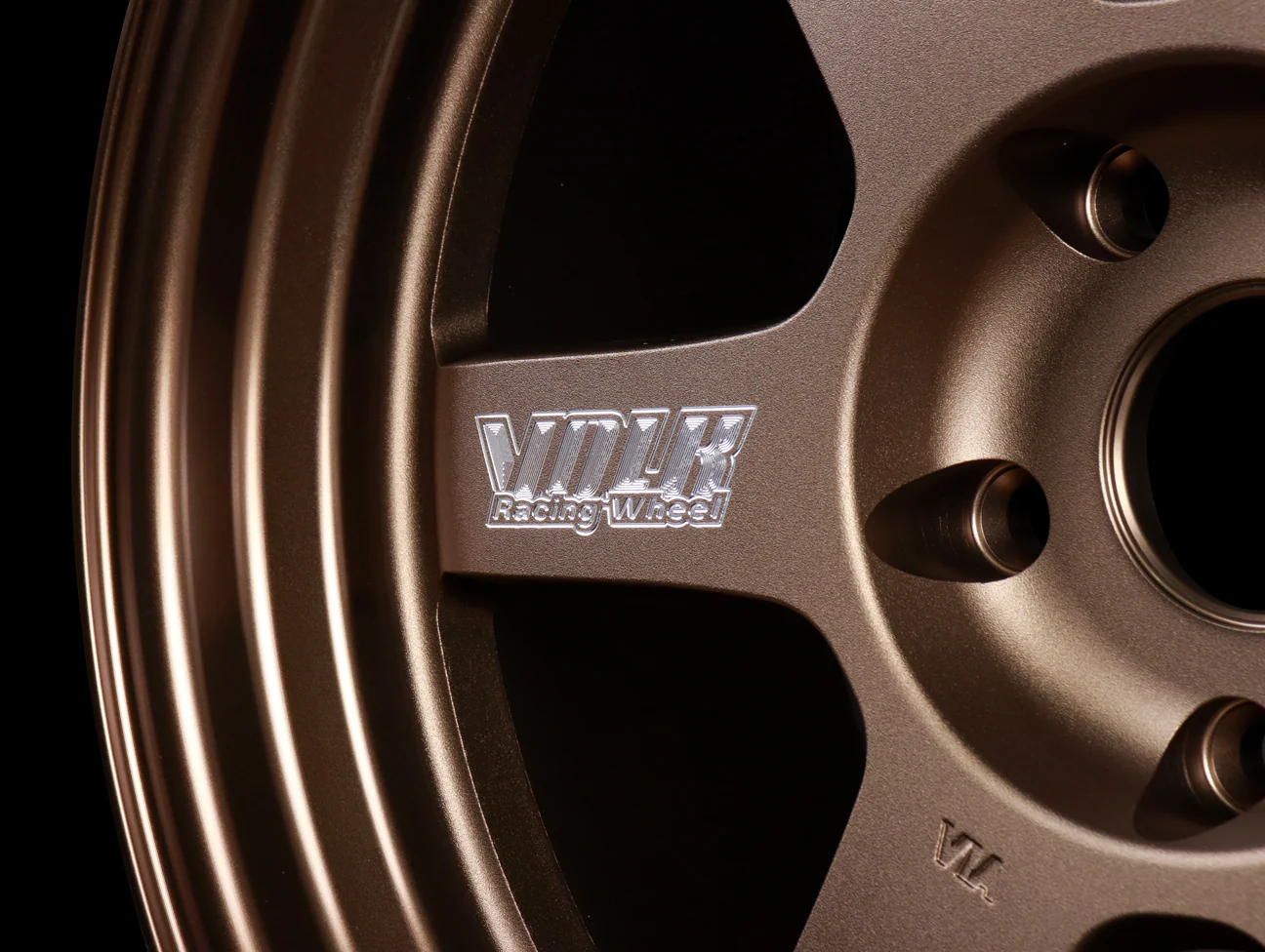 Volk Racing TE37V 10th Anniversary - Bronze - 18x9.5 / 5x120 / +22 - Image 6