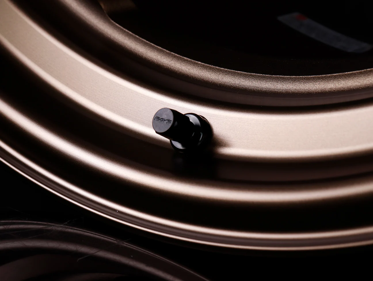 Volk Racing TE37V 10th Anniversary - Bronze - 18x9.5 / 5x120 / +22 - Image 7