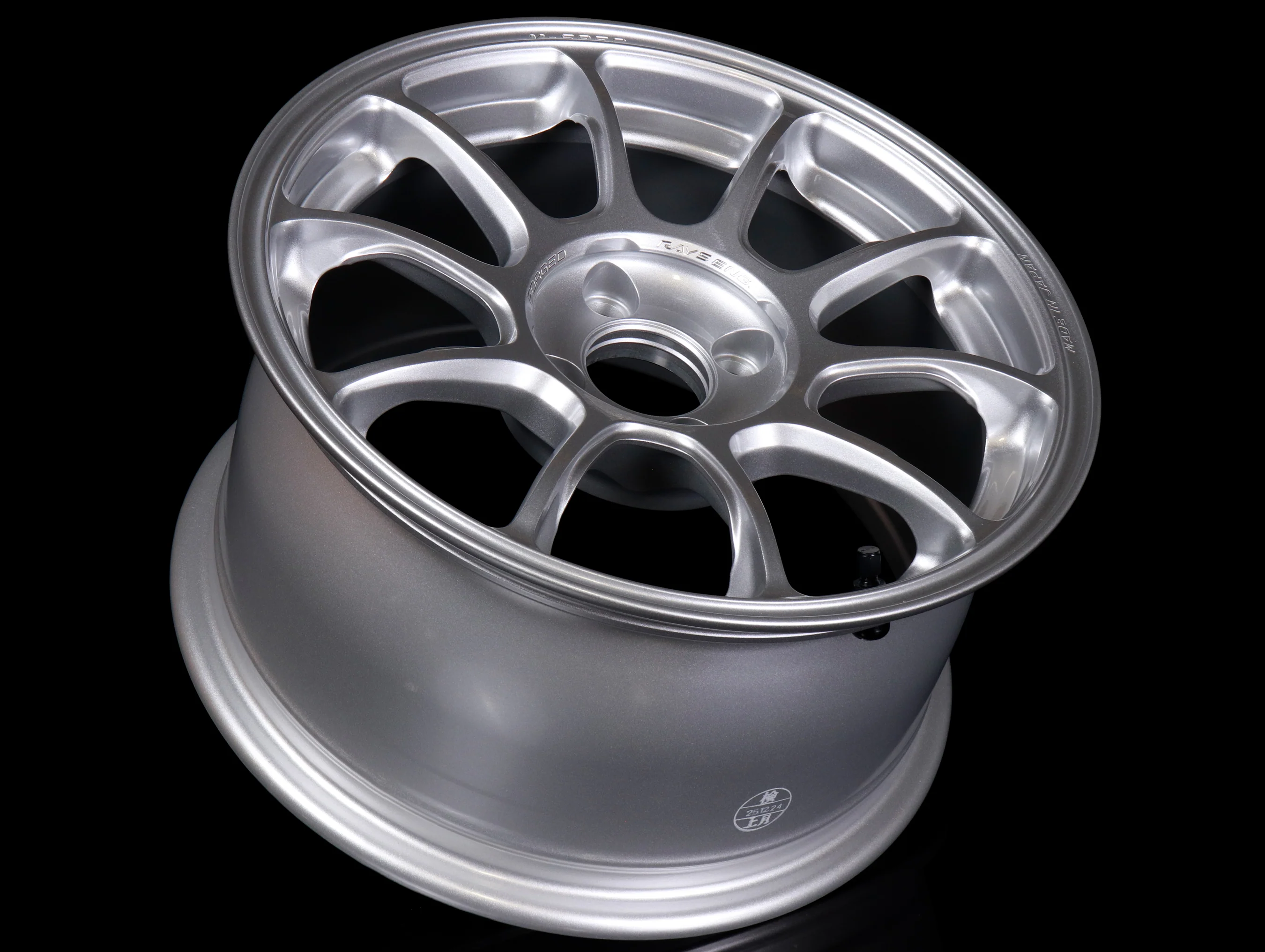 Volk Racing ZE40 M-Spec Wheels - Diamond Silver / 15x7 / 4x100 - Image 3