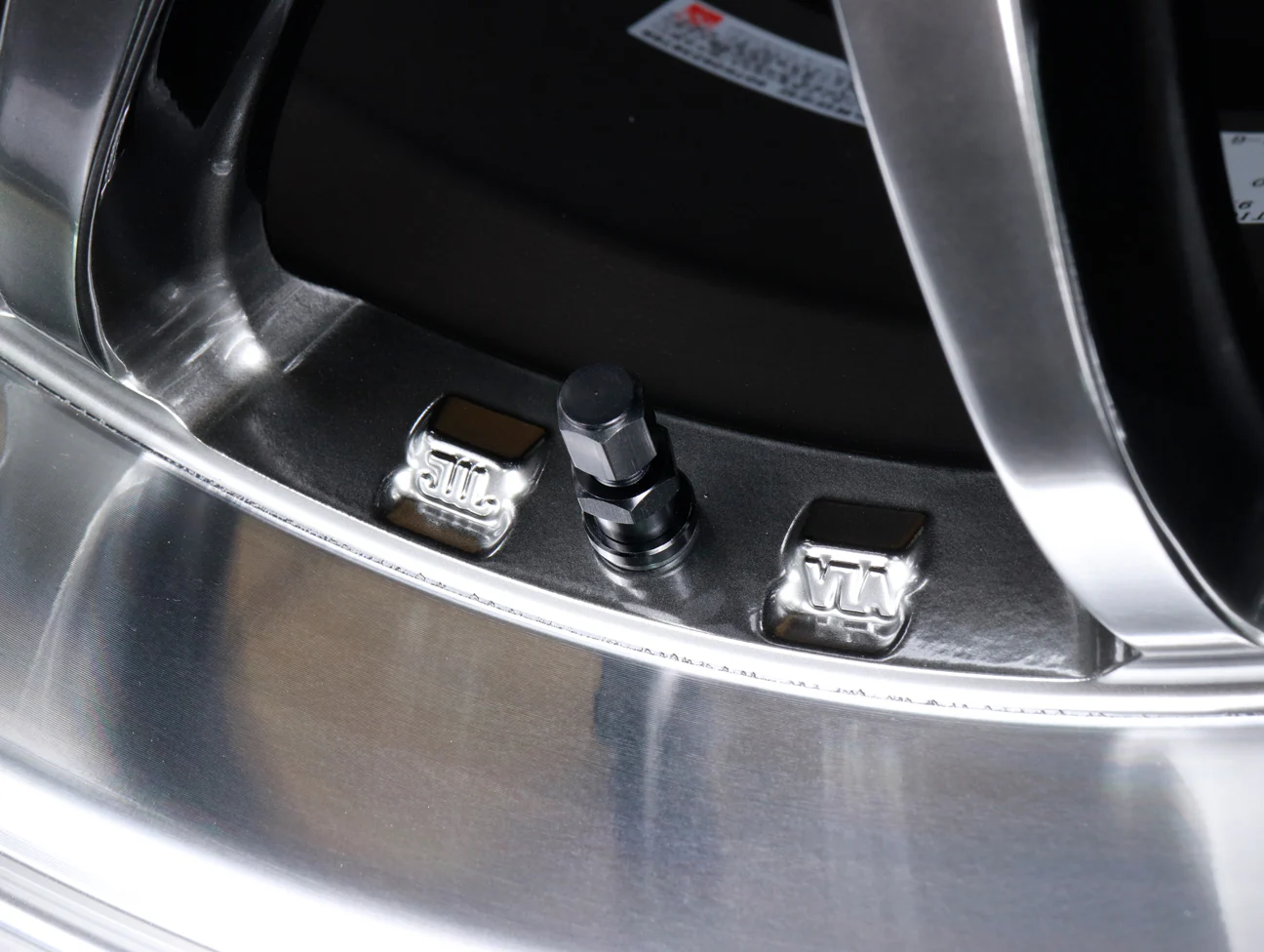 Work Emotion D9R - 18" Wheels - Image 14