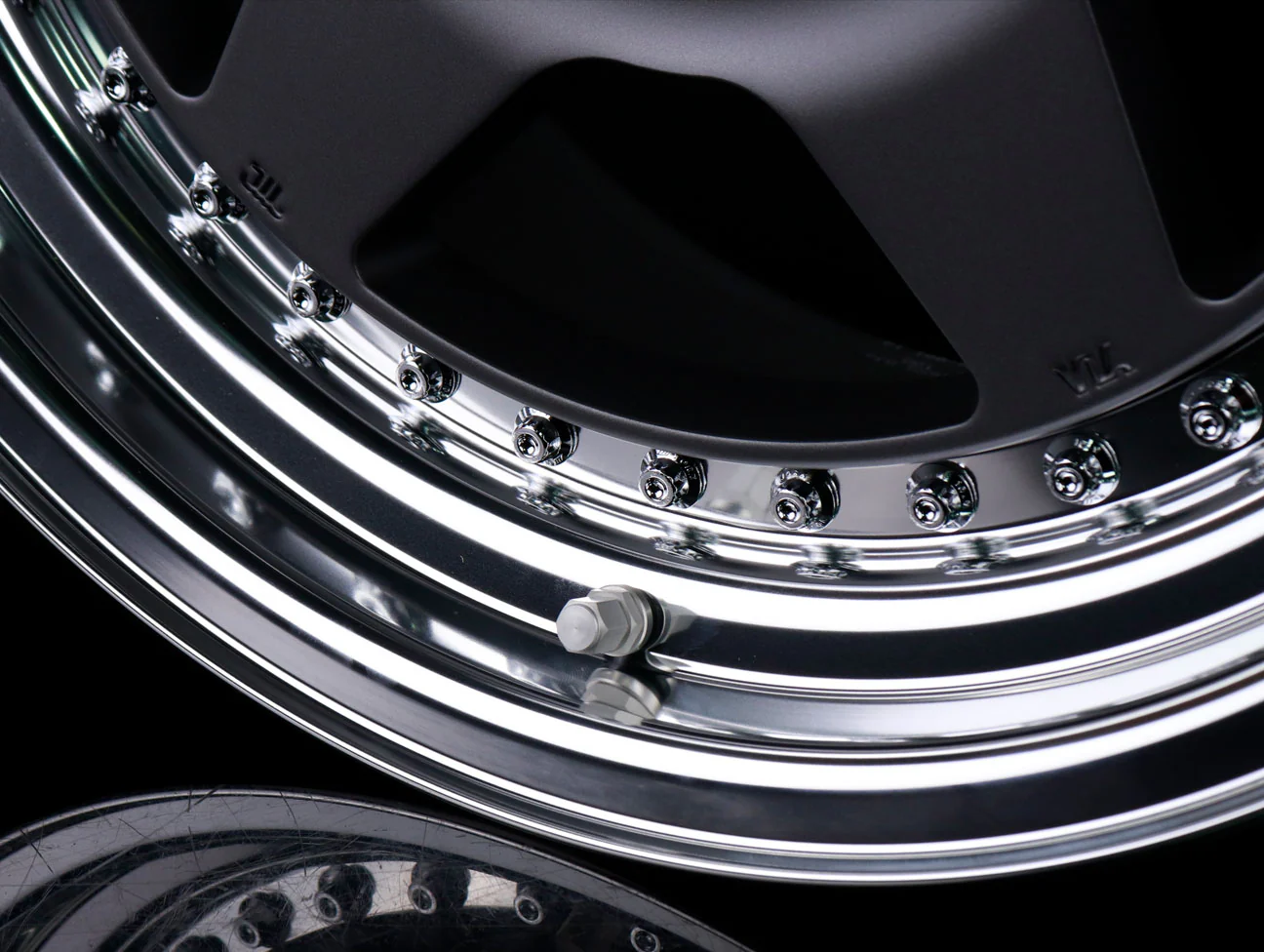 Work Meister CR 01 3-Piece 16" Wheels - Gunmetal - Image 3